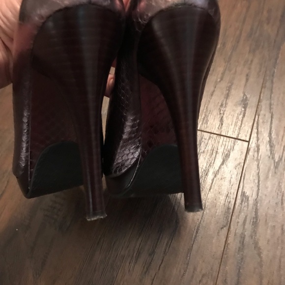 Calvin Klein Metallic Brown Leather Heels - Picture 4 of 5